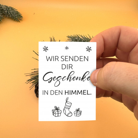 „Wir senden dir Geschenke in den Himmel.“ Traueraufkleber | Gedenkaufkleber für Fenster & Grabstein